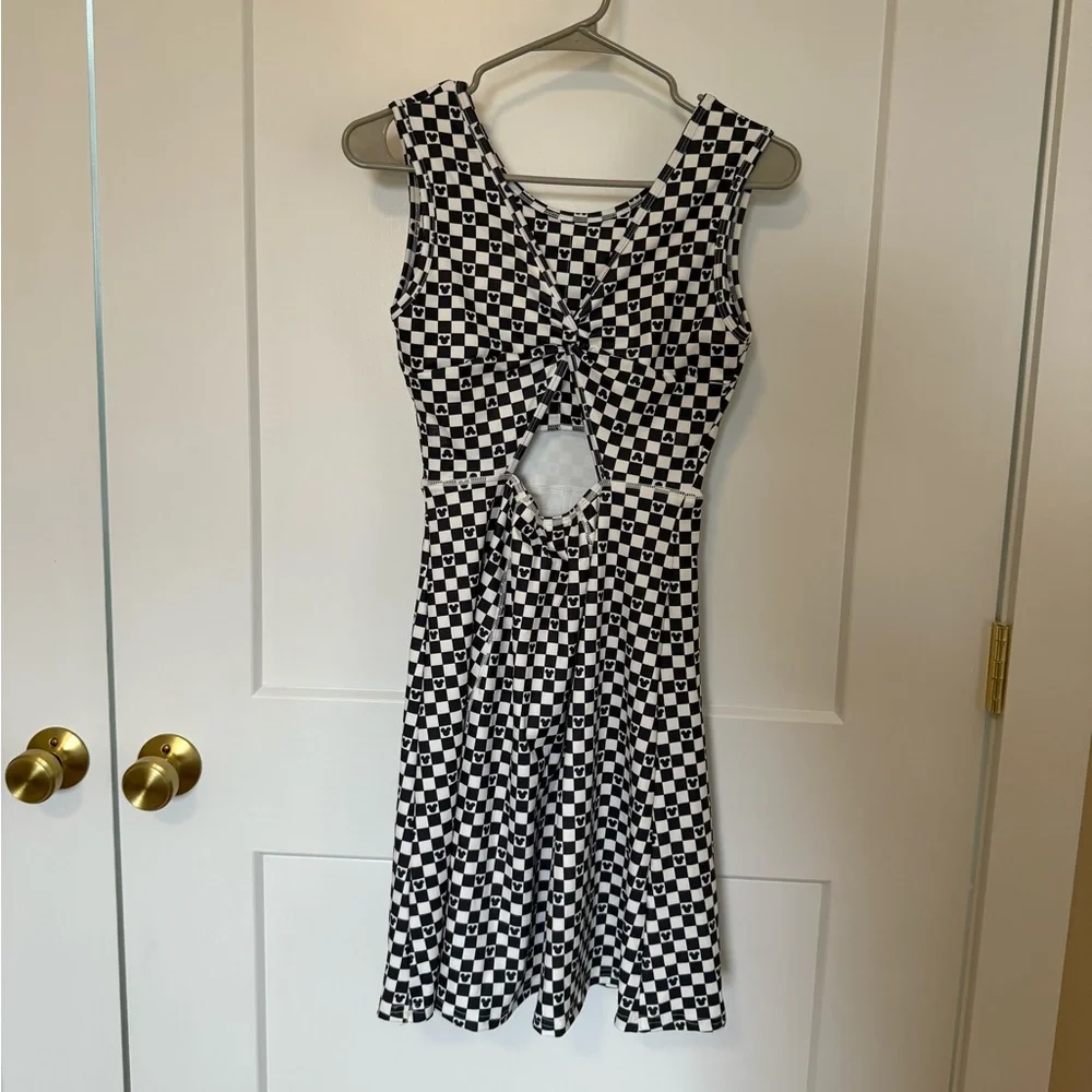 Black & White Mickey athletic dress - Picture 3 of 7